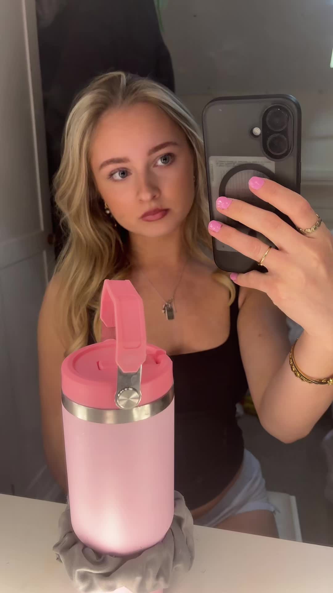 @ellen🧿🌺