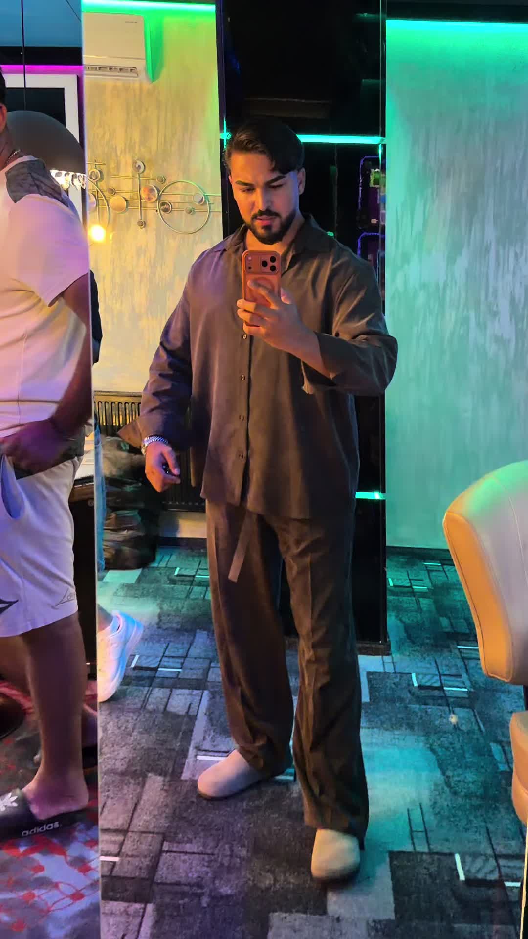 @𝐃 𝐀 𝐕 𝐈 𝐃 𝐇.