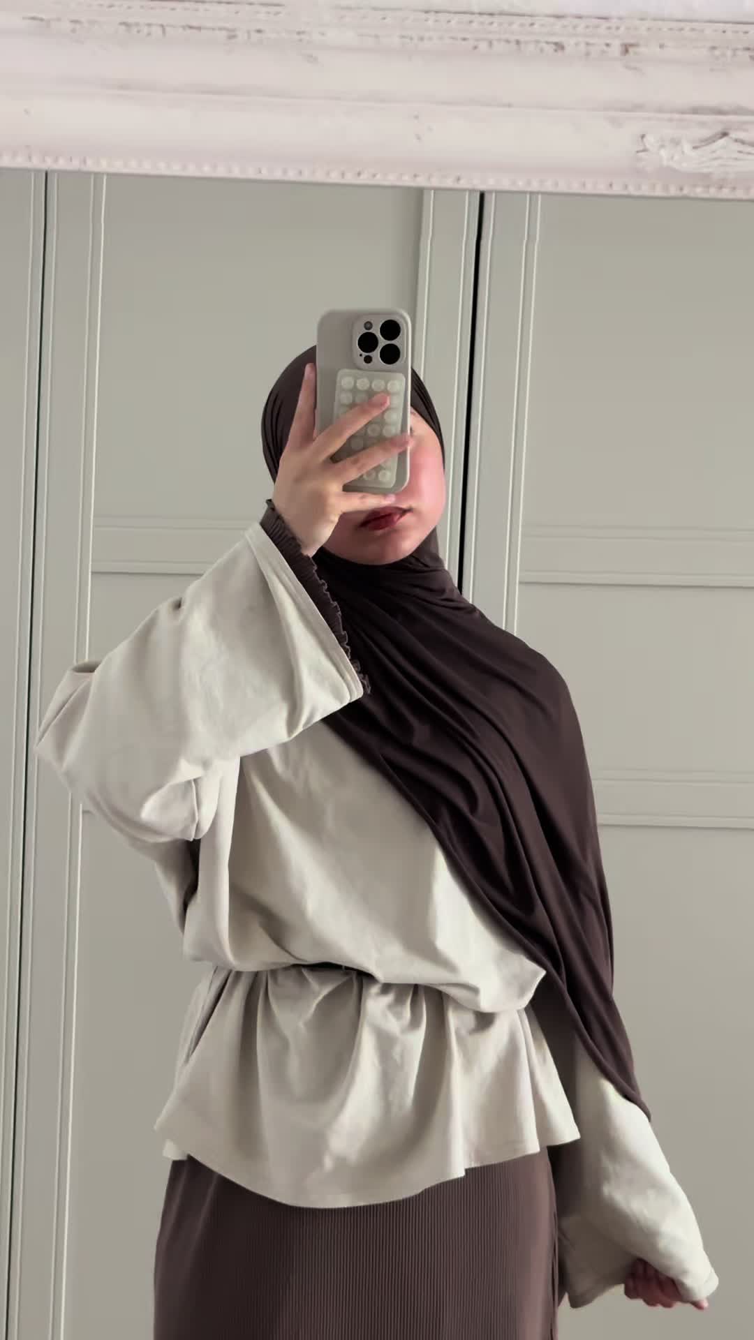 @Ayiseven