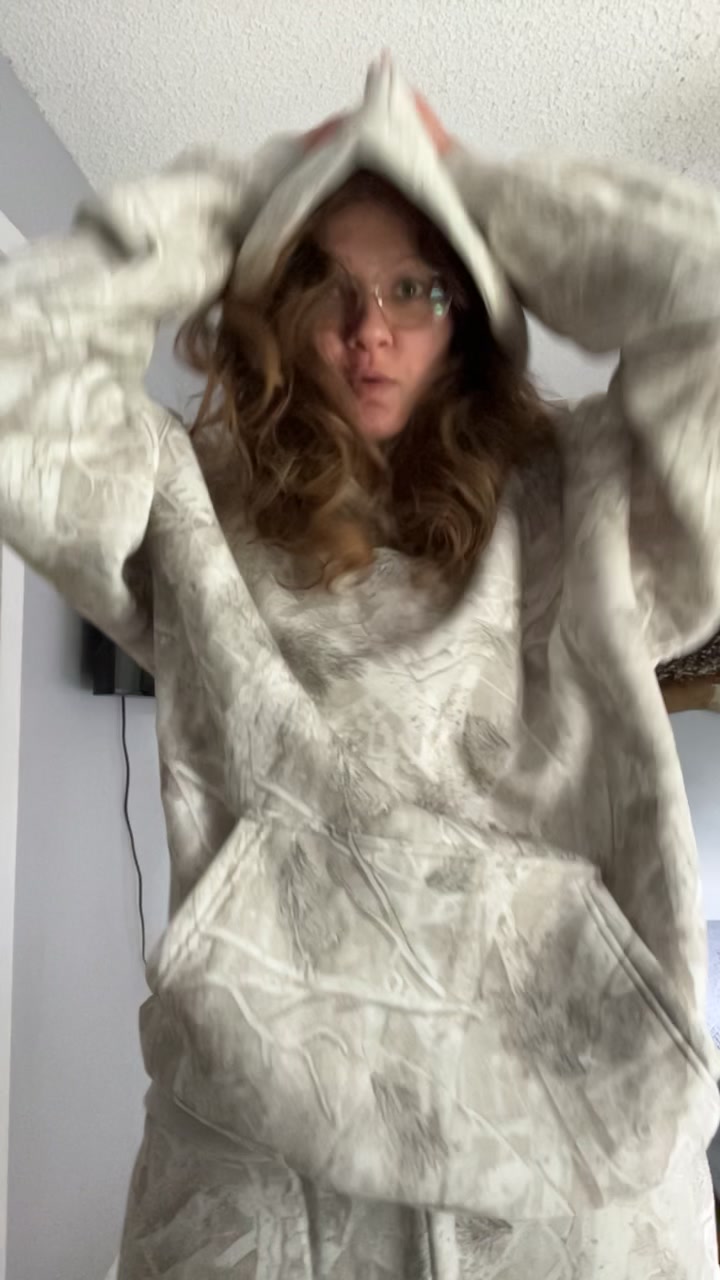 @AnnaKingArts