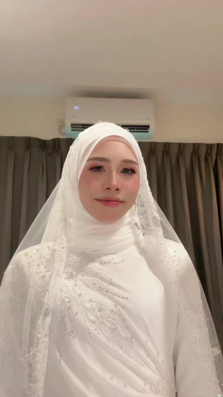 @ain.