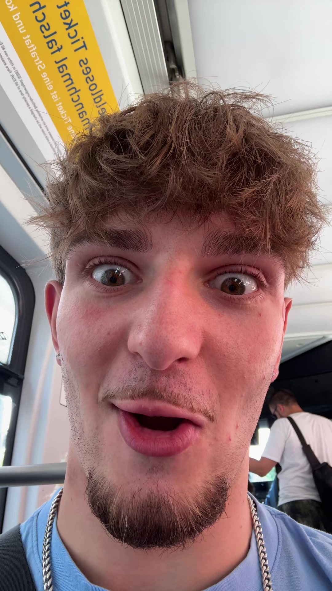 @2xmaxi