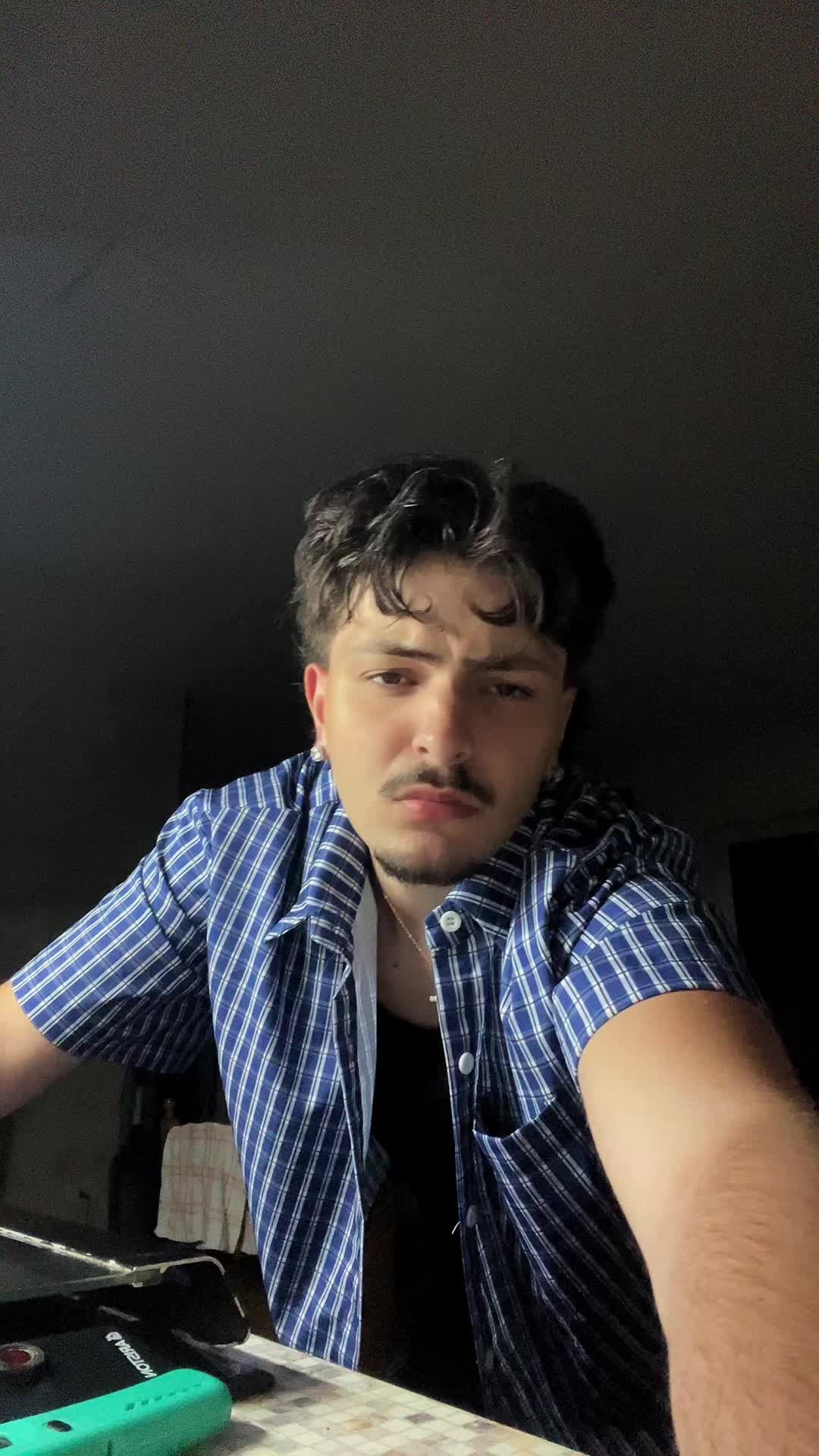 @V A N N Y ๐
