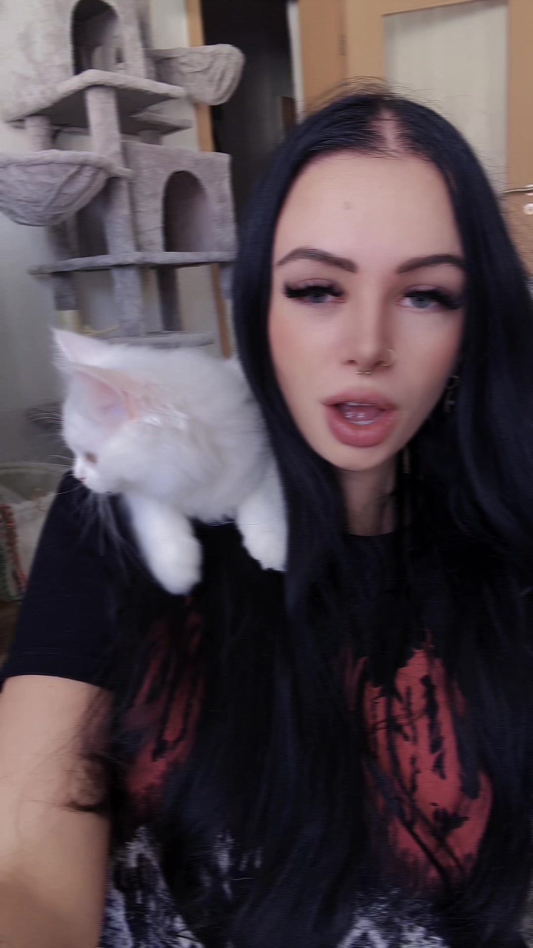 @Alina Marie 🖤