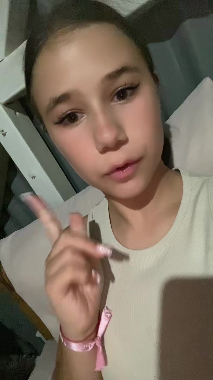 @l1l0u