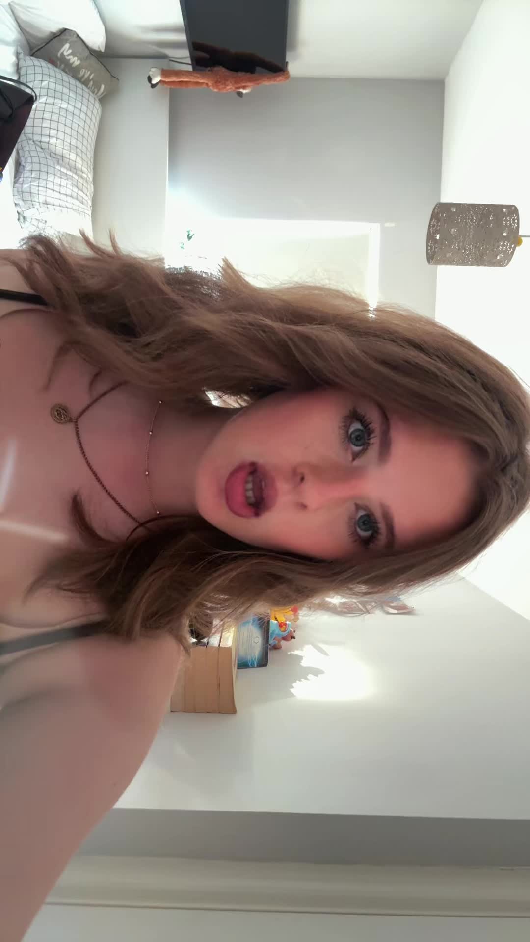 @Isla 🎵