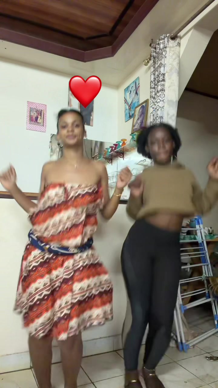 @ANDREA 🫀🇨🇲🇫🇷