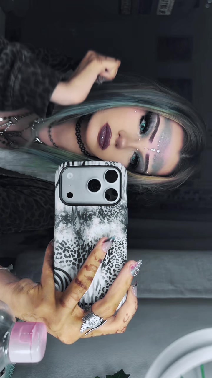 @𝐂𝐇𝐀𝐑𝐋𝐈𝐄2🐈&zwj;⬛