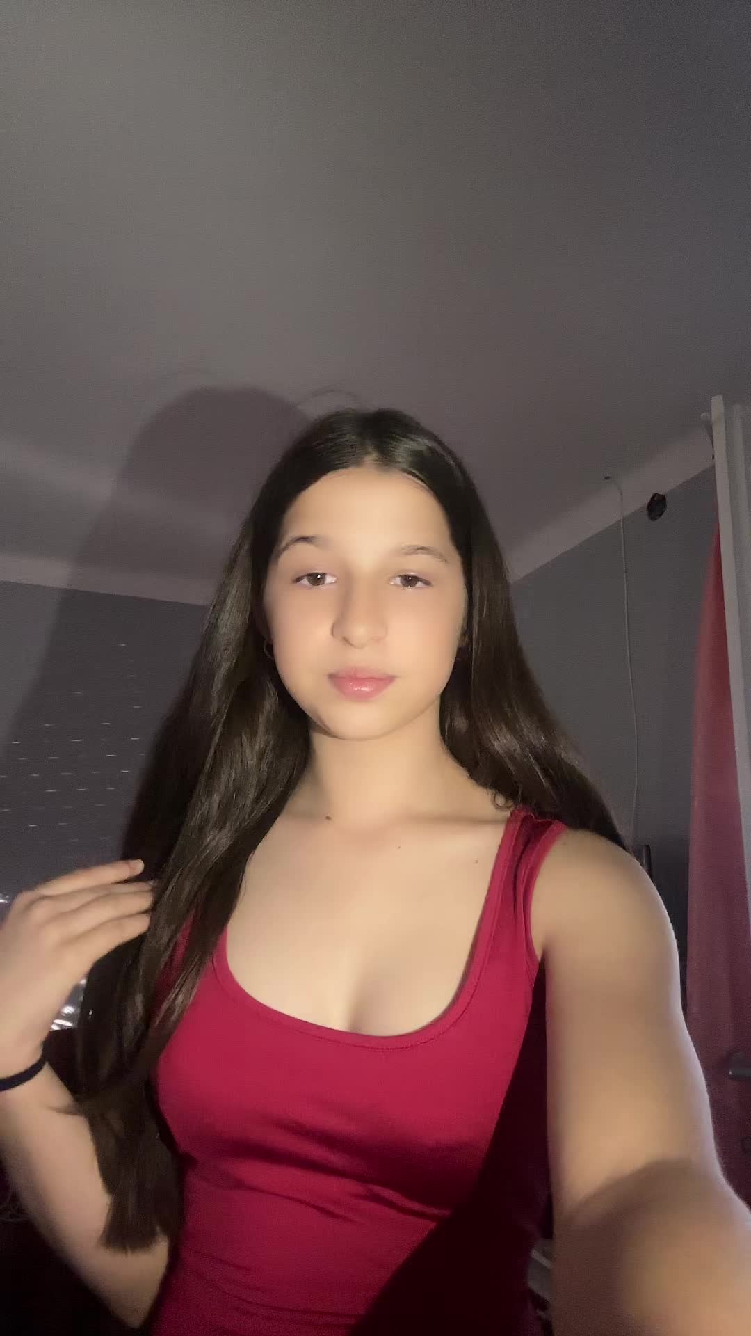 @🦋~•𝒱𝒾𝓇𝒶́𝓰•~🦋