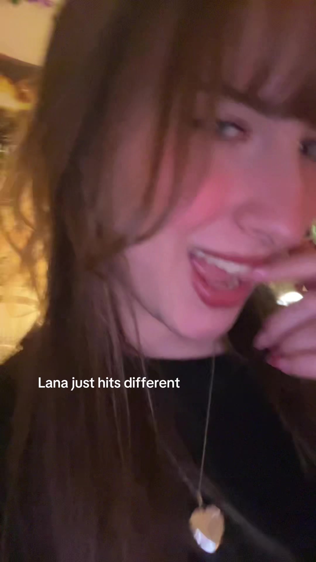 @Emilia🗡️