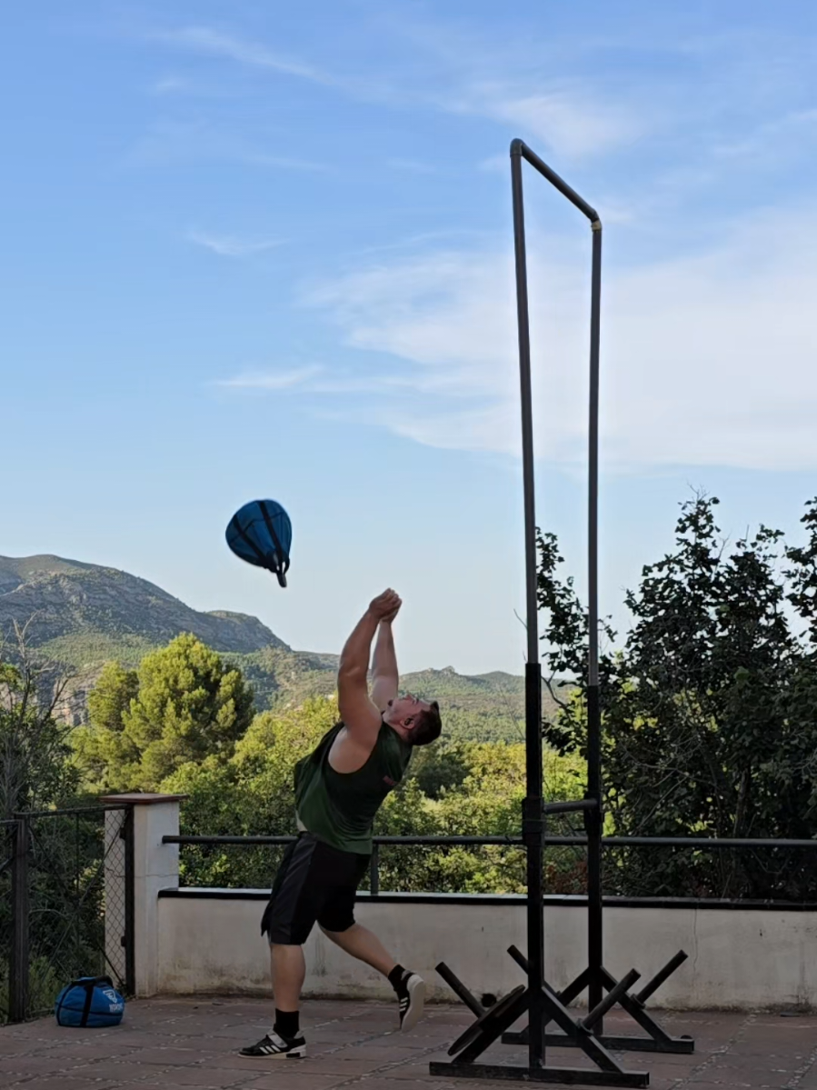 @GianlucaStrongman