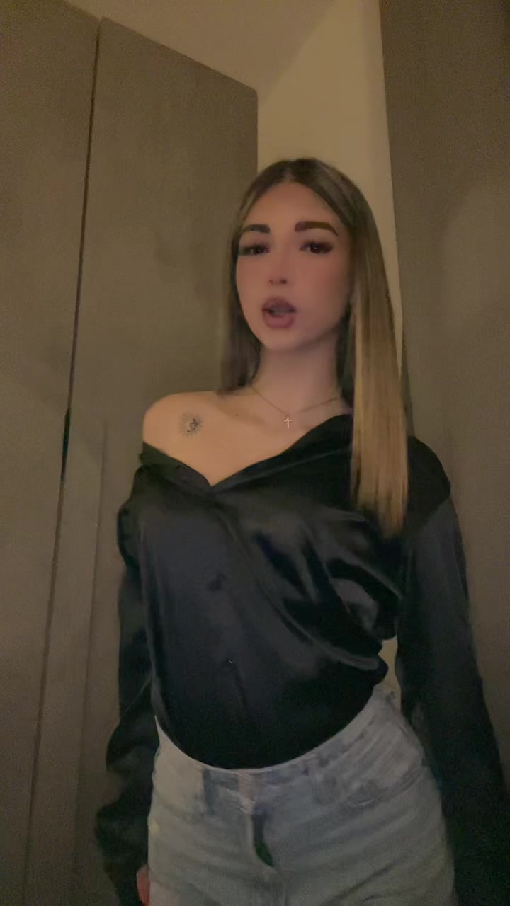 @elle