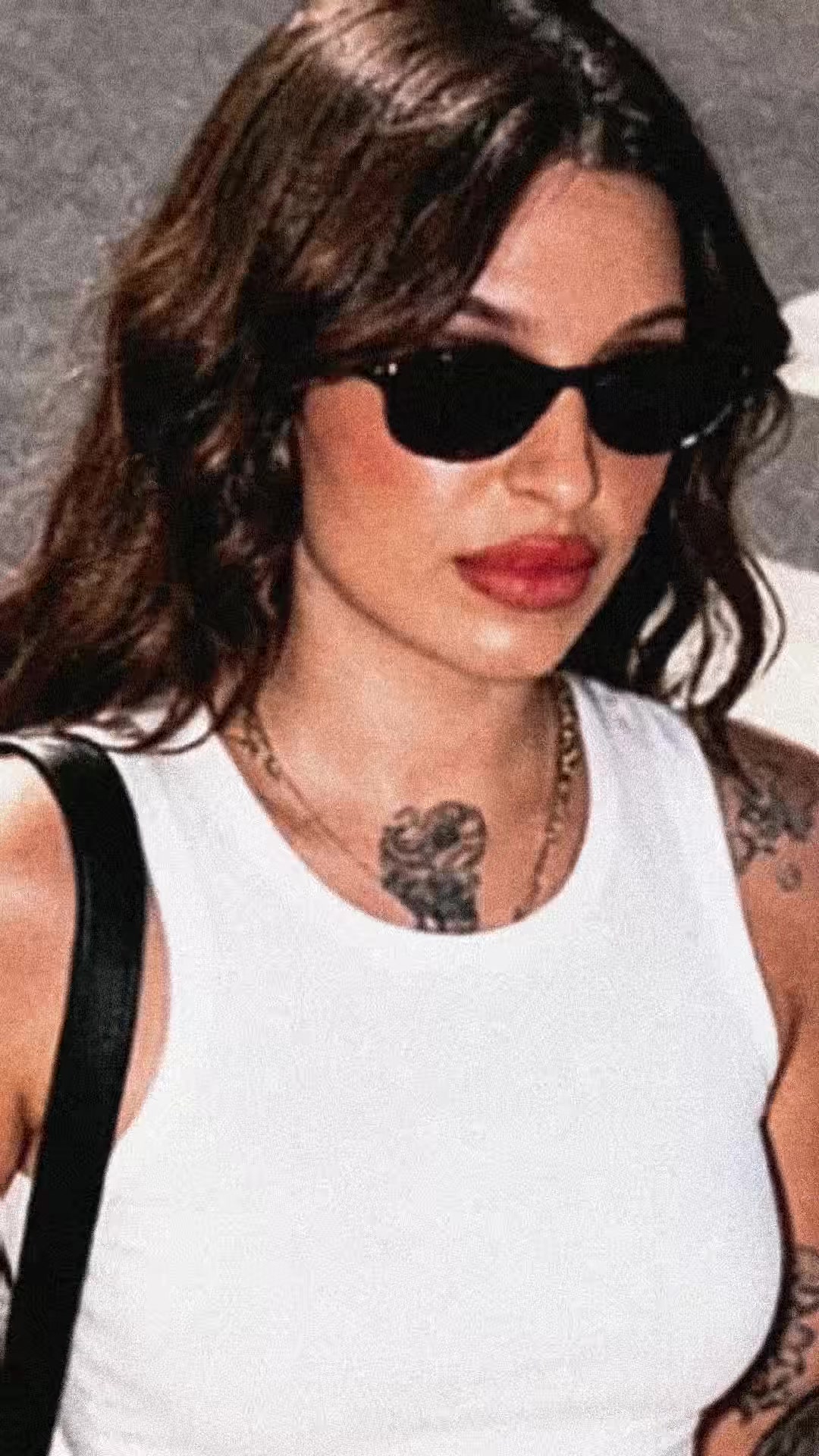 @Elvira💎