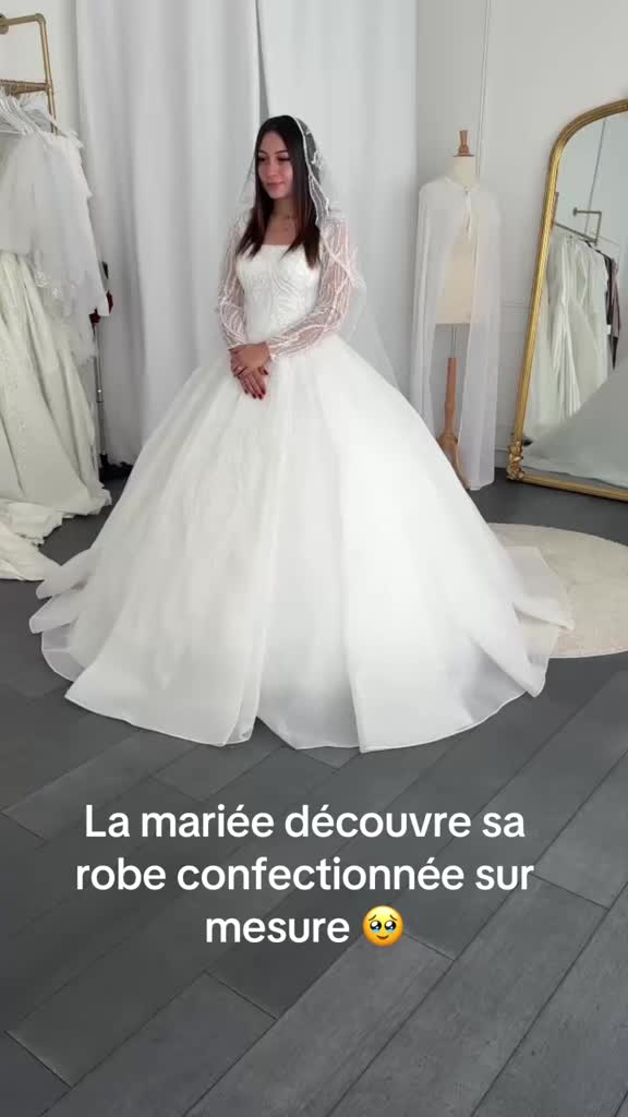 @MyLuxuryDresses