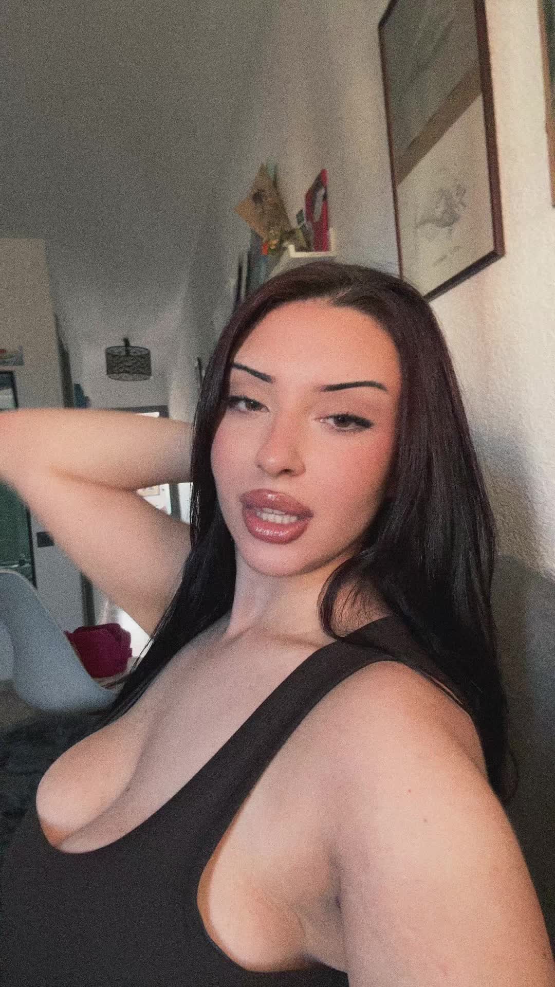 @Balkan queen 🇷🇴