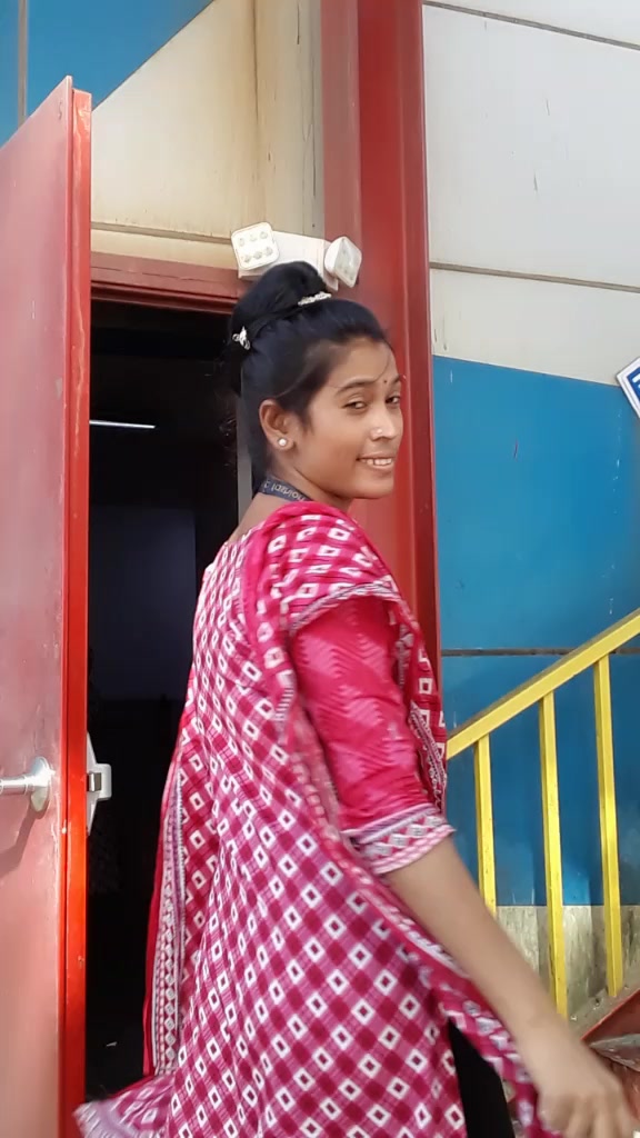 @মাহি জর্ডান✈️ প্রবাসী