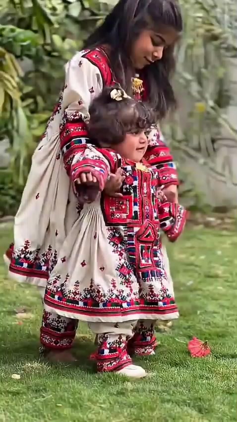 @💔NooR💔