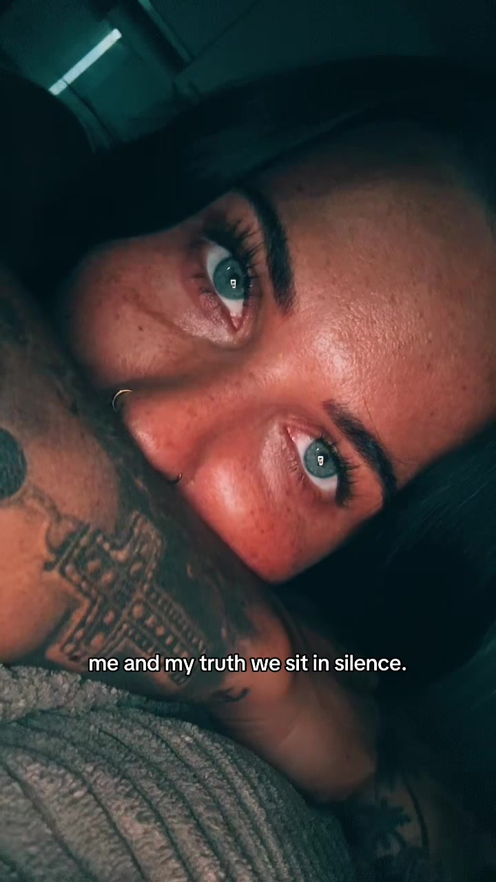 @✨