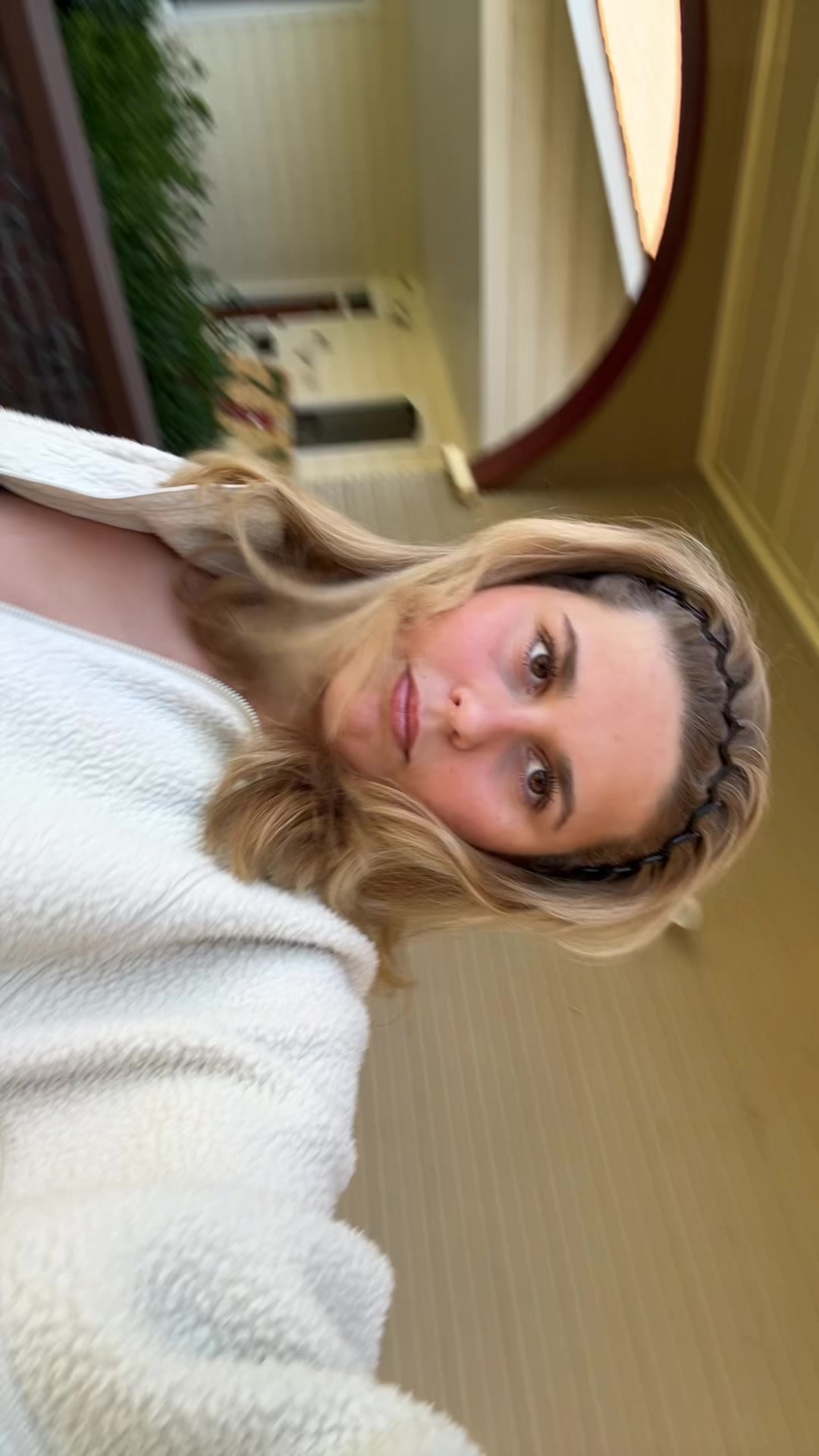 @Molls
