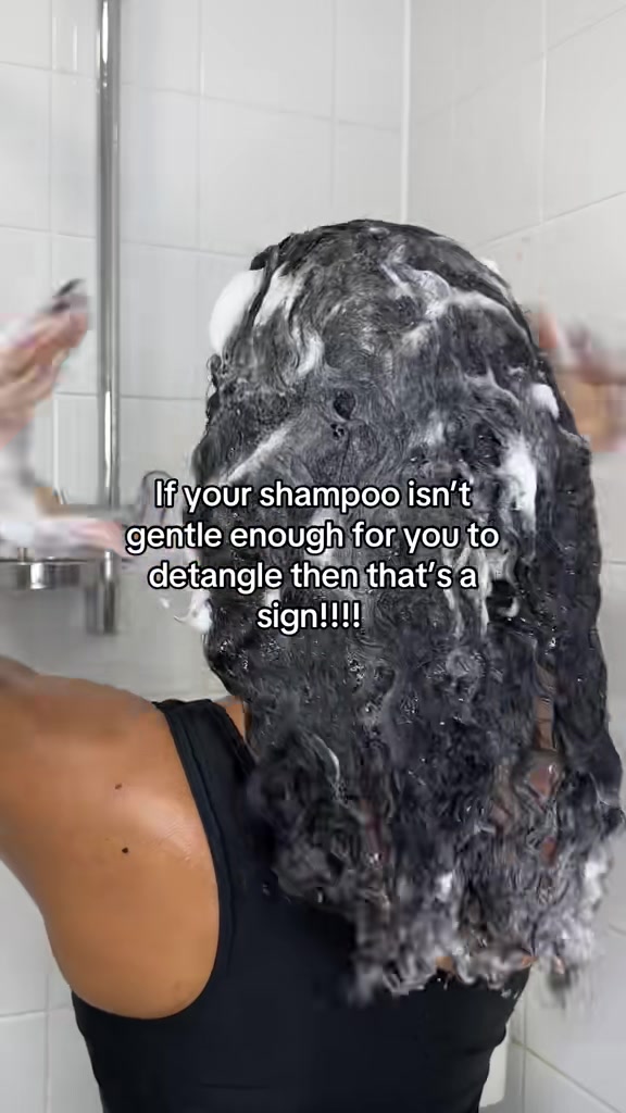 @Luana Banks