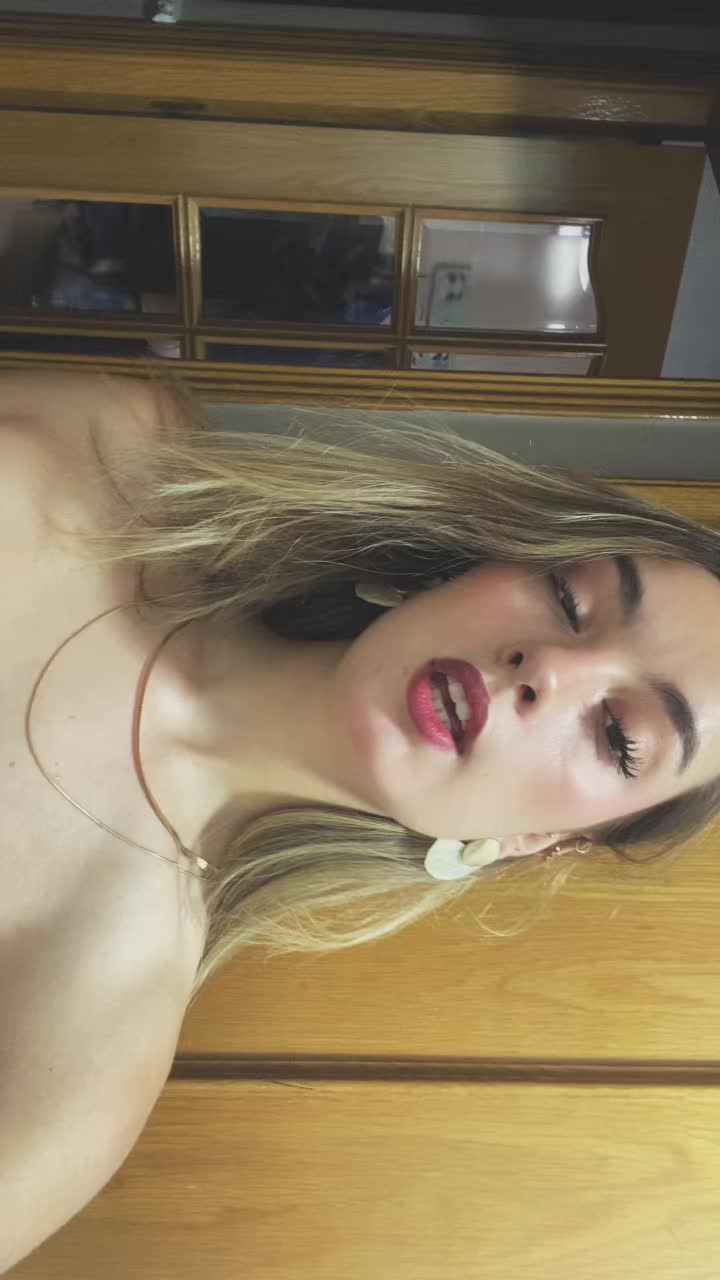 @🤎