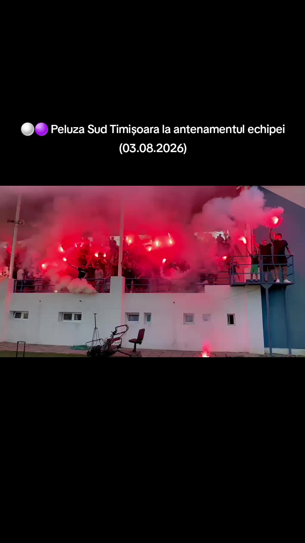 @Ultrași În Peluze