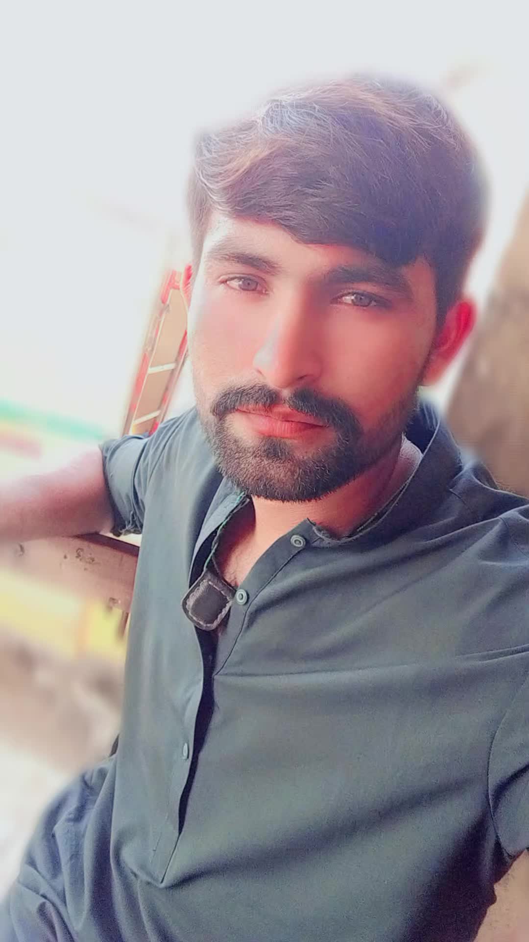 @GHOTKI king 👑💖💖👑