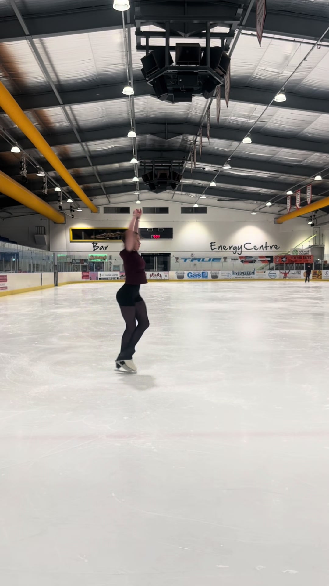 @Naomi ⛸️