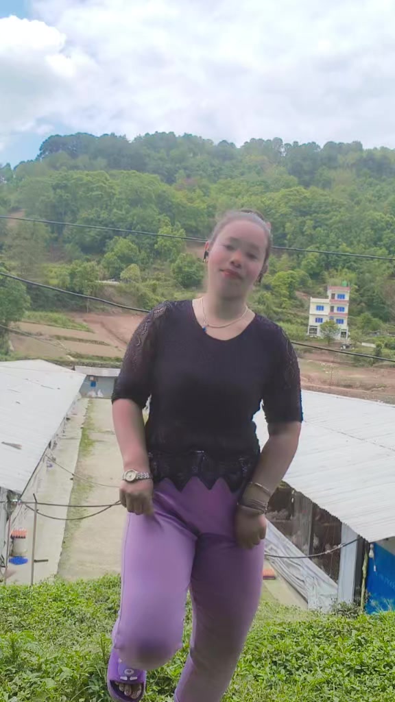 @☦️सोफिया चेपाङ्ग🇳🇵