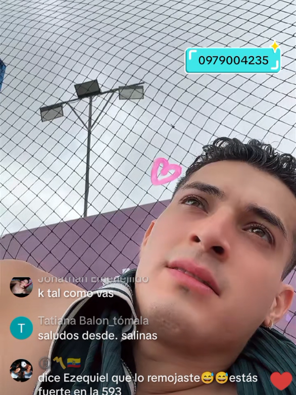 @AniEli