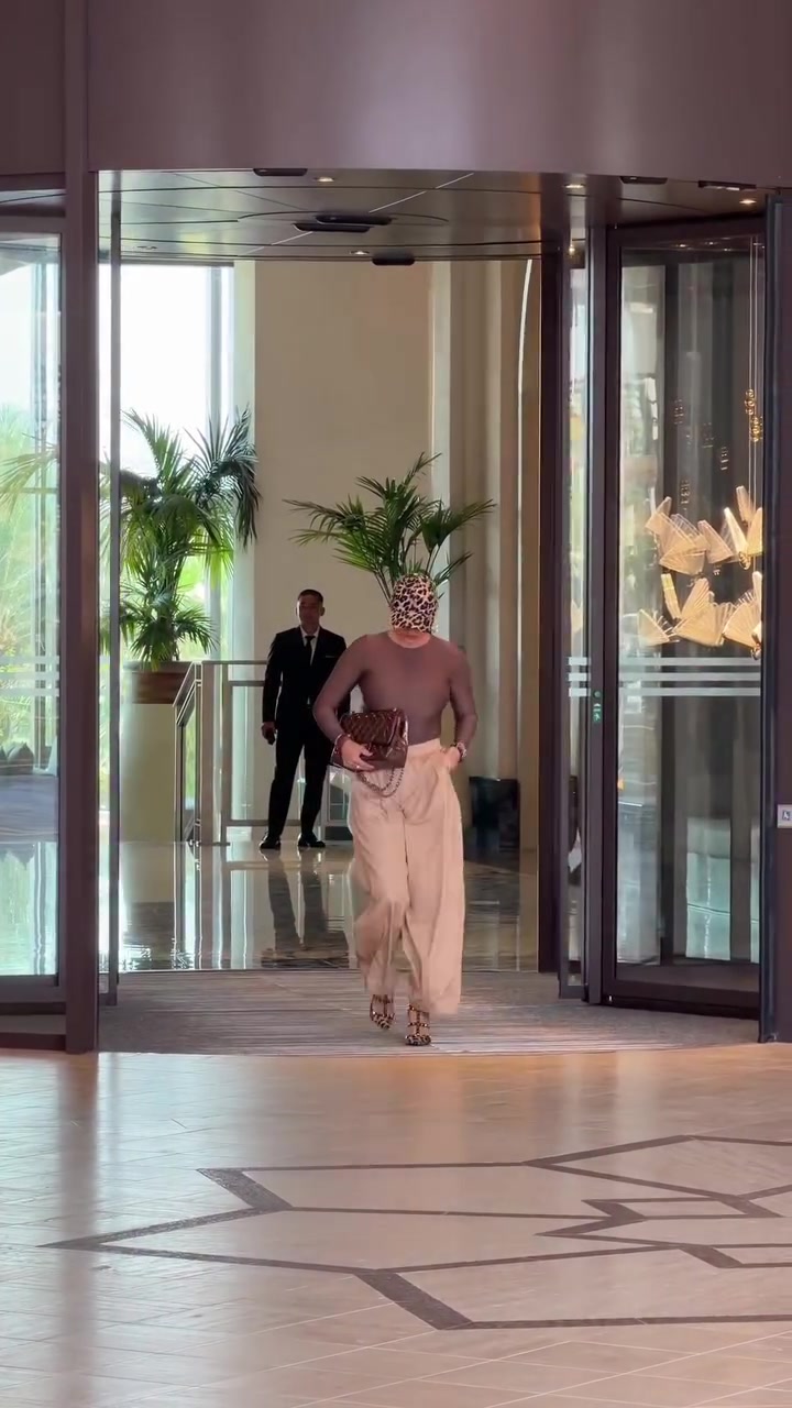 @𝕼𝖚𝖊𝖊𝖓 𝖔𝖋 𝕯𝖚𝖇𝖆𝖎🇦🇪