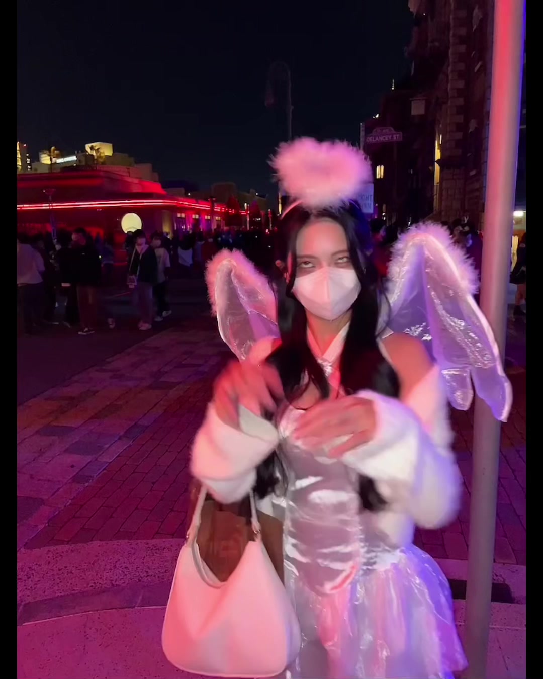 @🫠