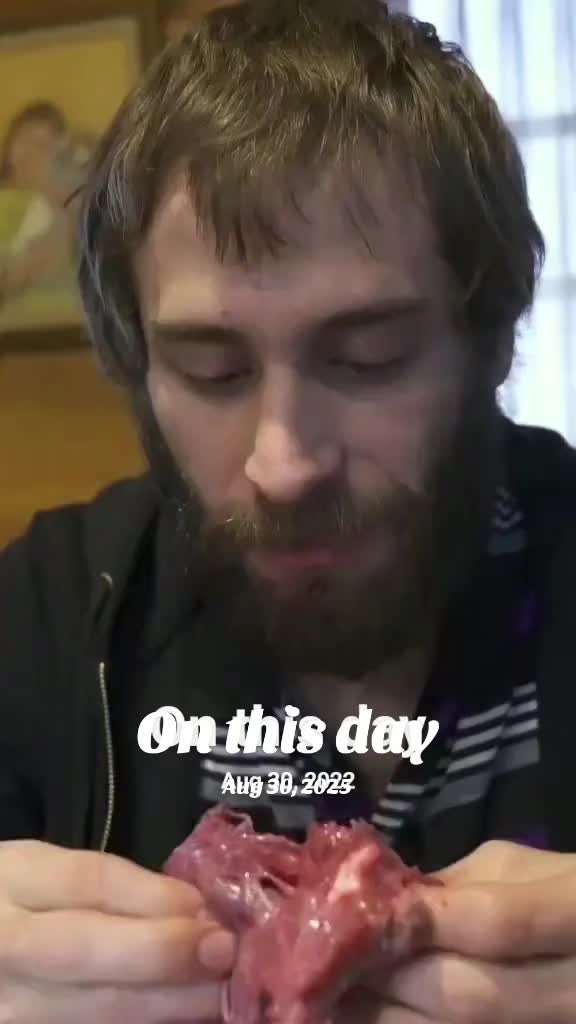 @eatrawmeat