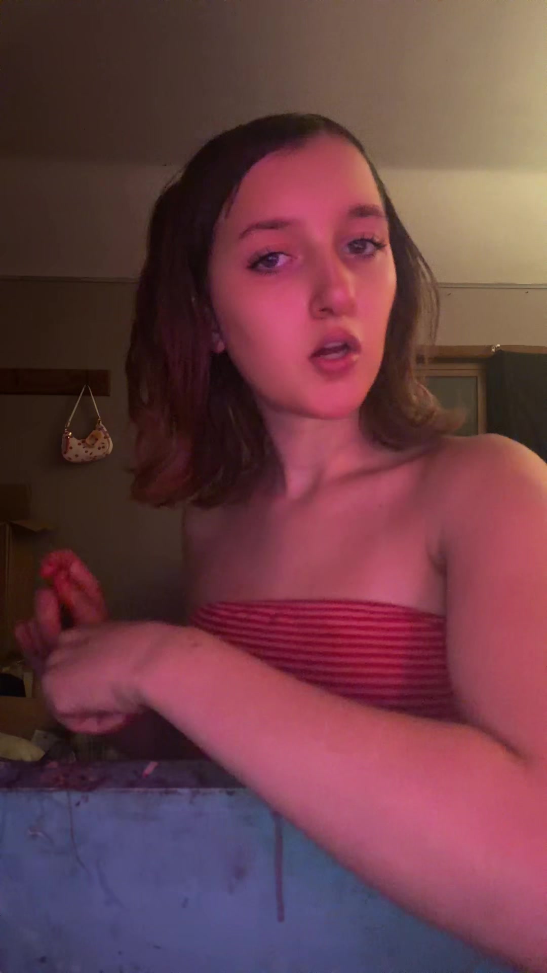 @Hi