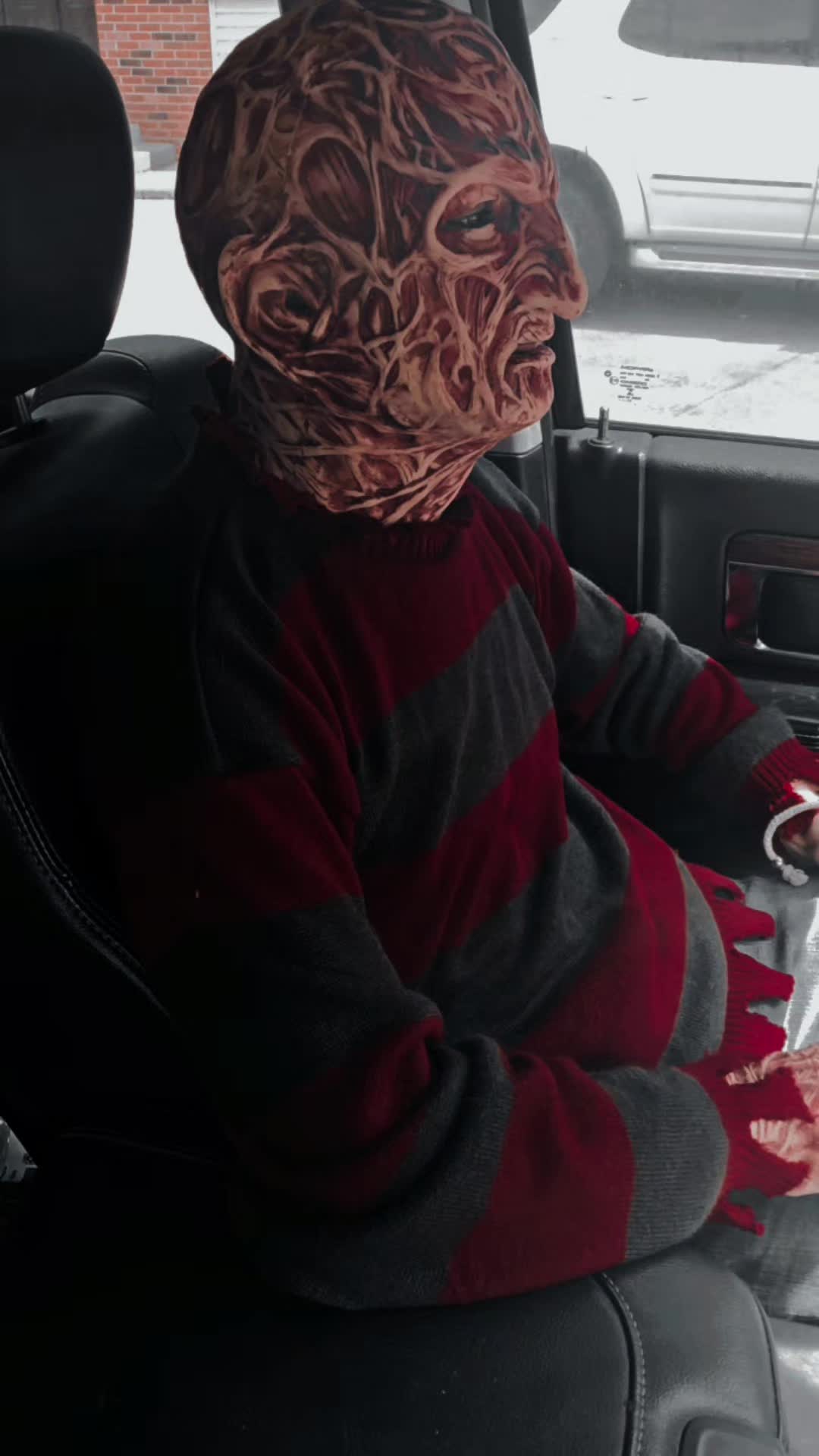 @Horrorwhore