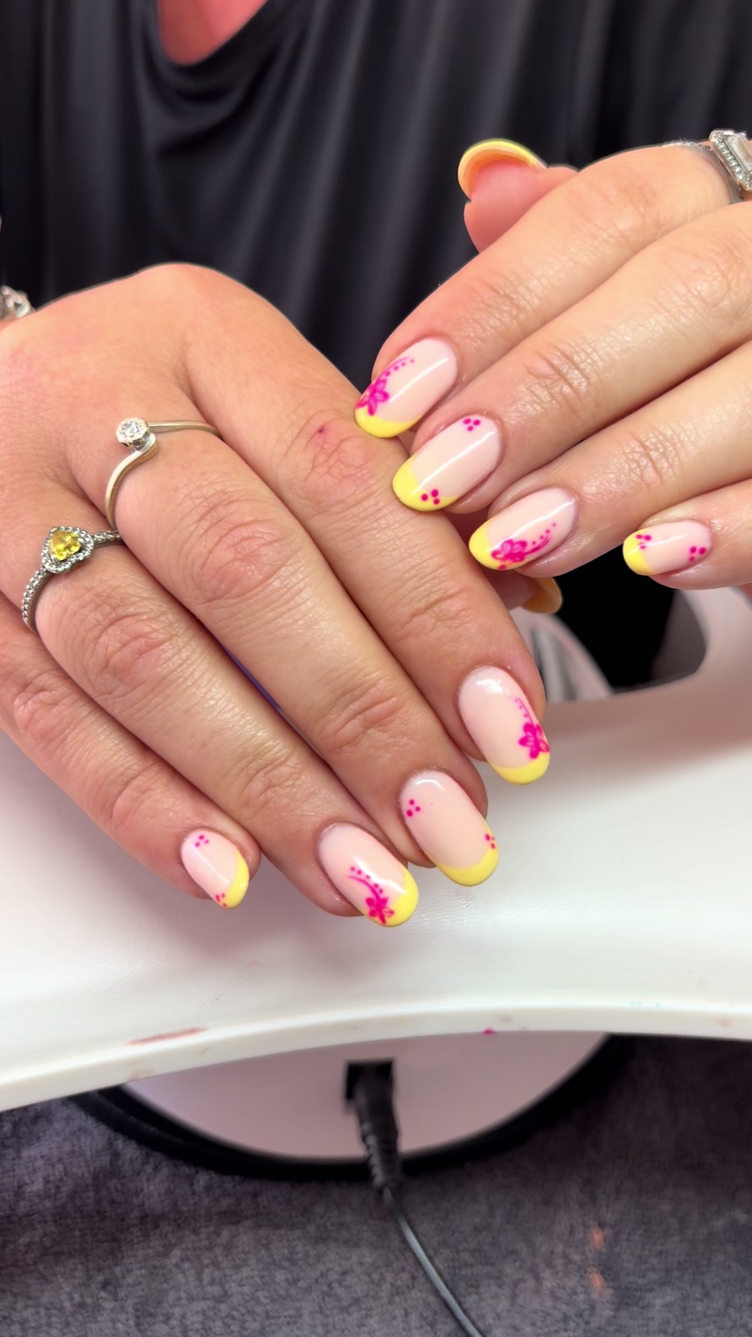 @L.J.K Nails & Beauty