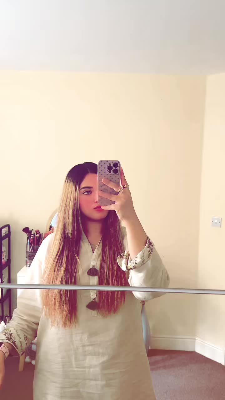 @Areeba 🌸