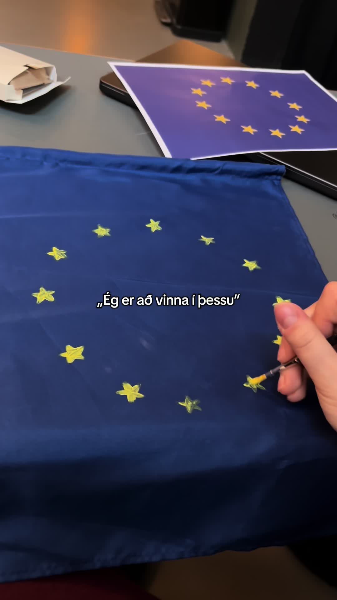 @Fía design
