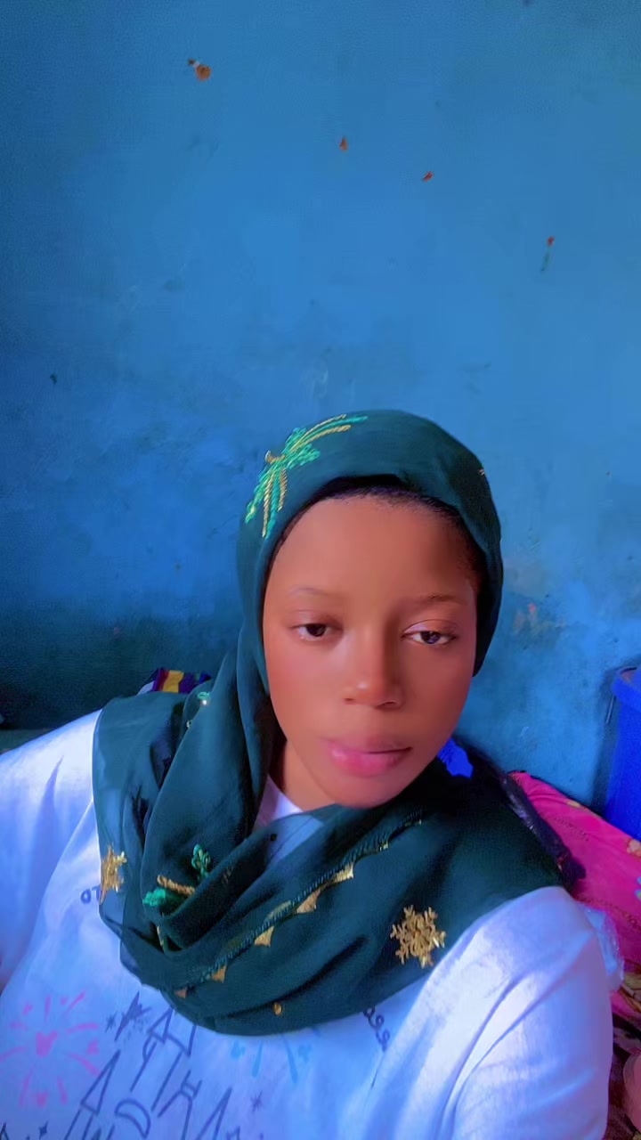 @// Dieshini💕🥰👥//