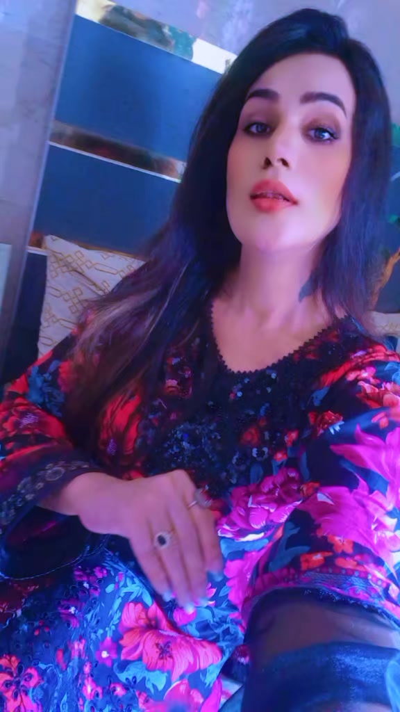 @sHiLpA kHaN
