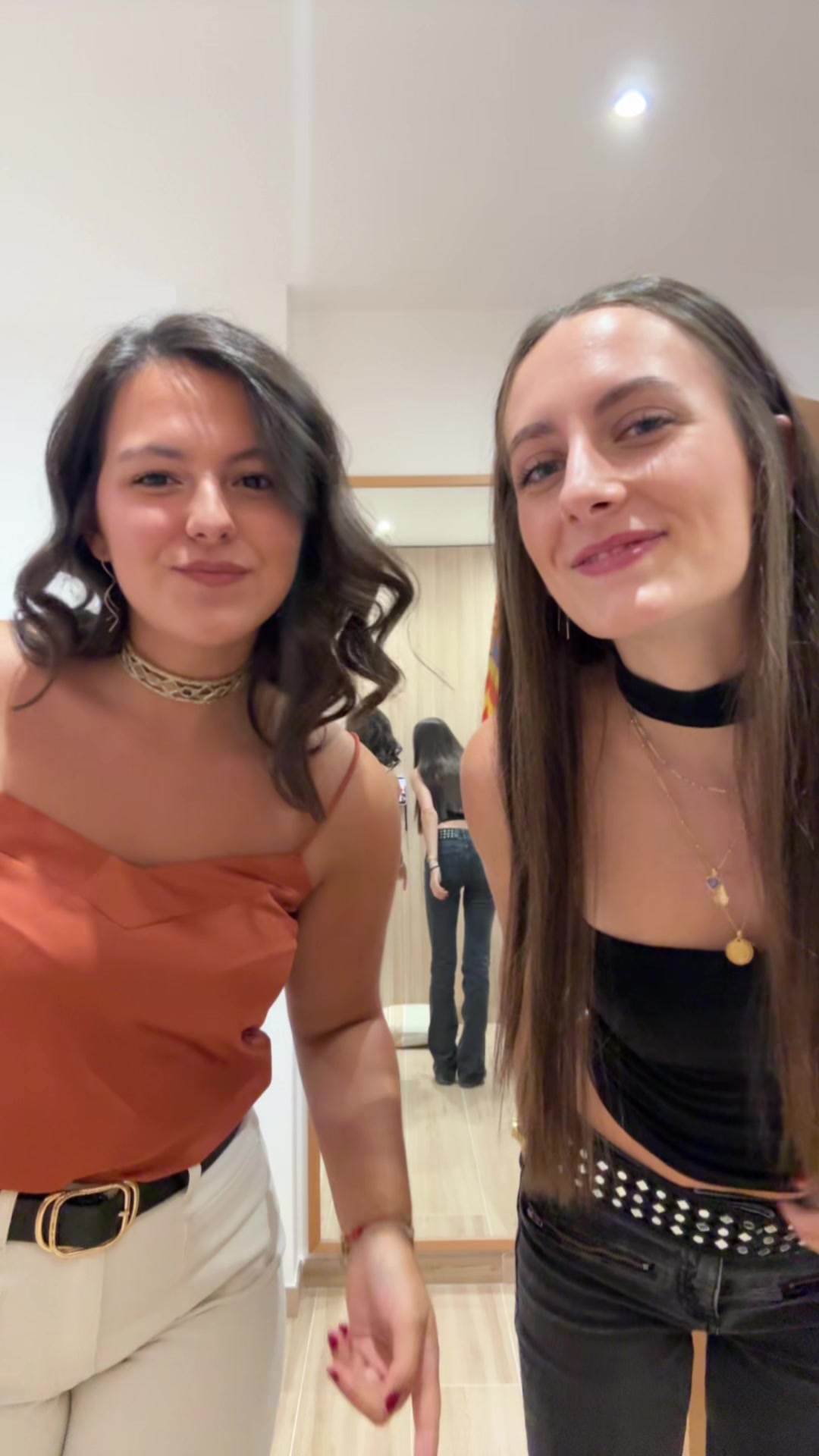 @aitana león mena