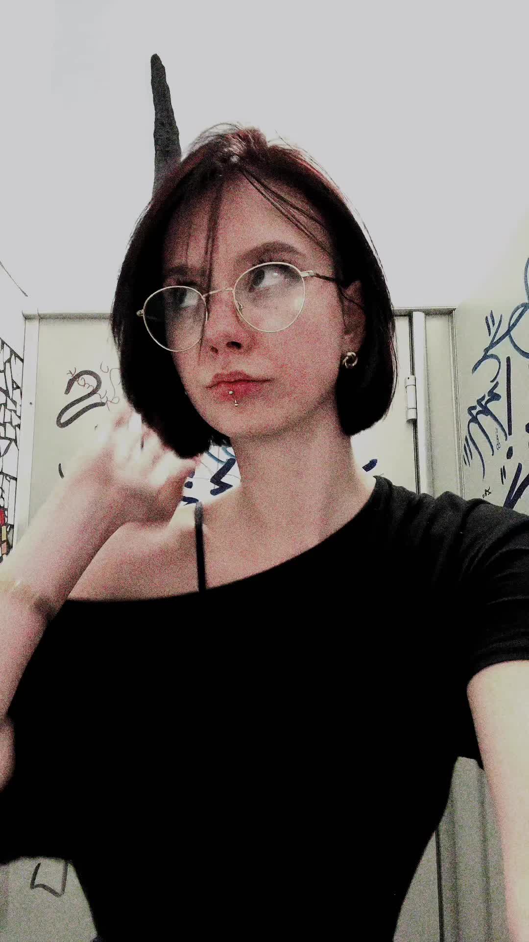 @Mₑₗᵢₙₐ