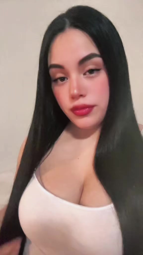 @Brenda Nicole🦋
