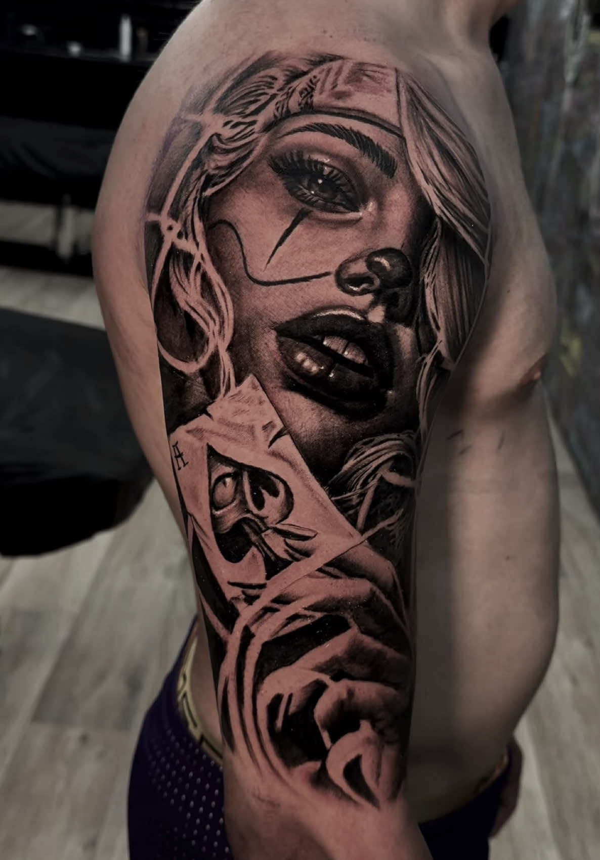 @Mr.Ross_tattoo