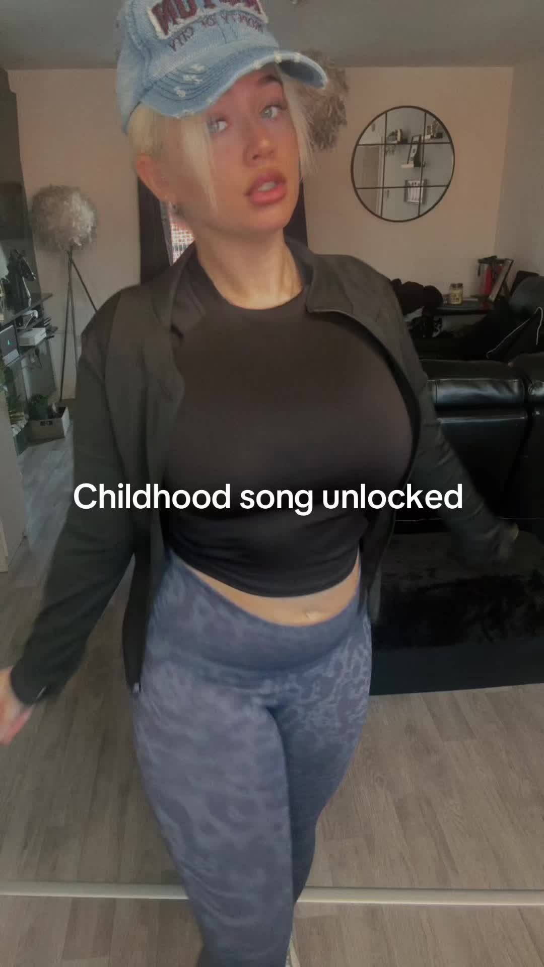 @Official_Elleshaaa