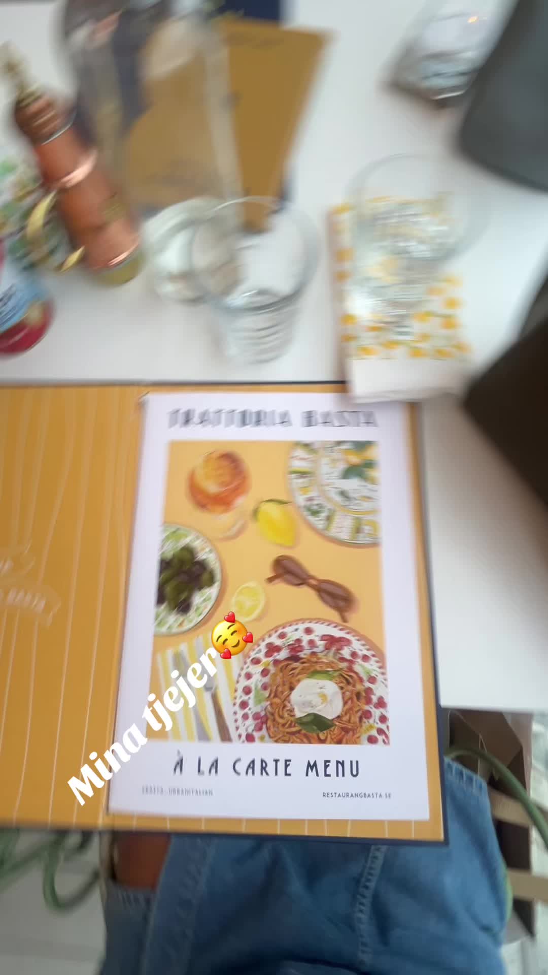 @O L I V I A S T Å H L