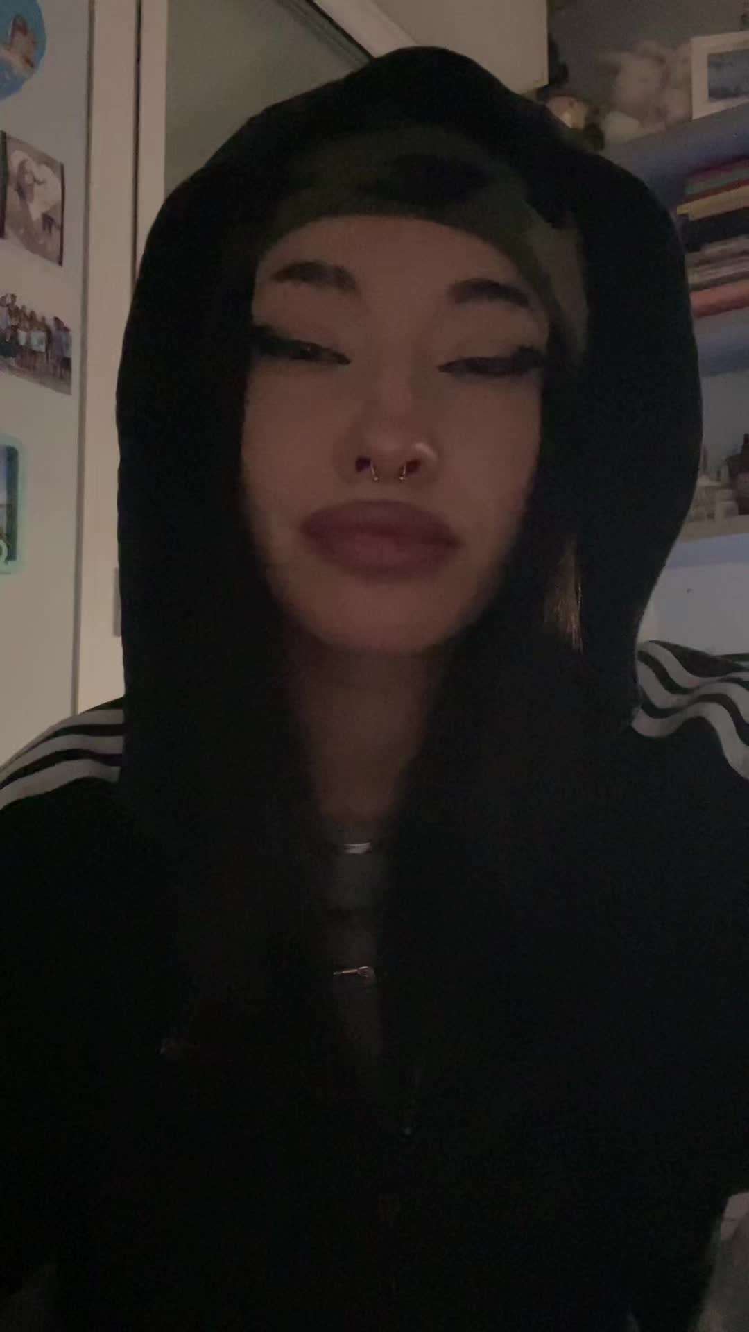 @elena