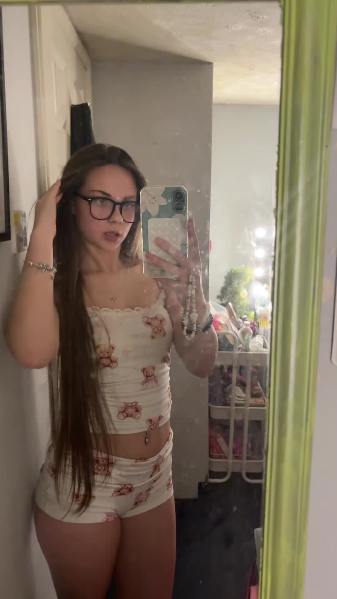 @Lily