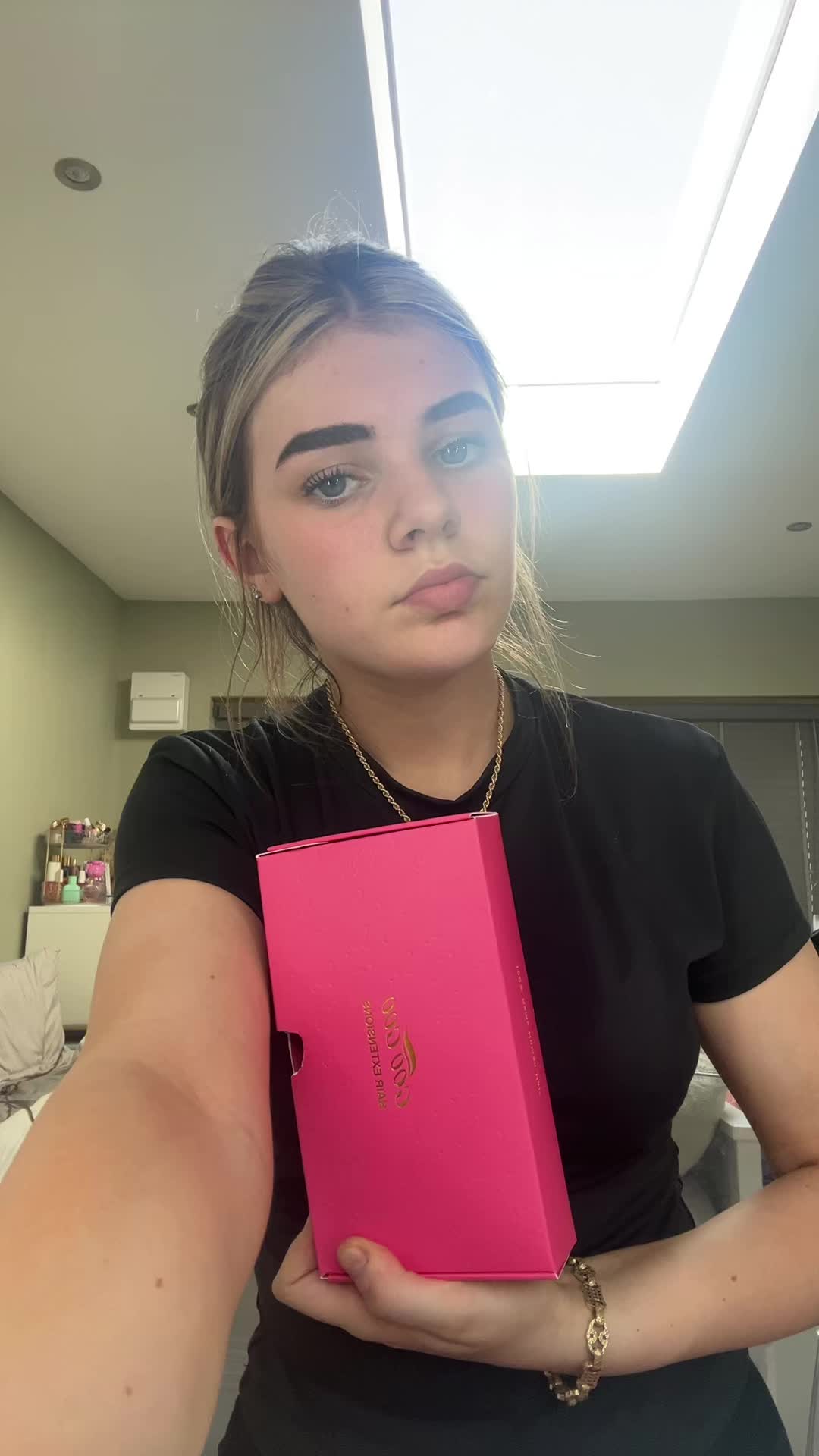 @poppykobrien