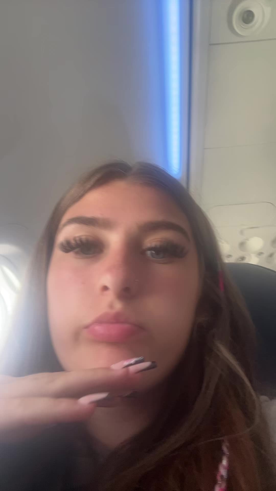 @𝓈𝓅𝒶𝓂💋